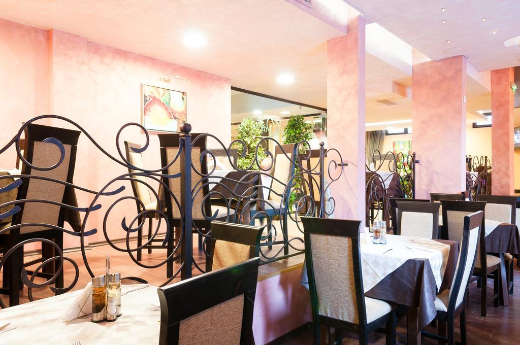 Apartment Tes Flora Borovets