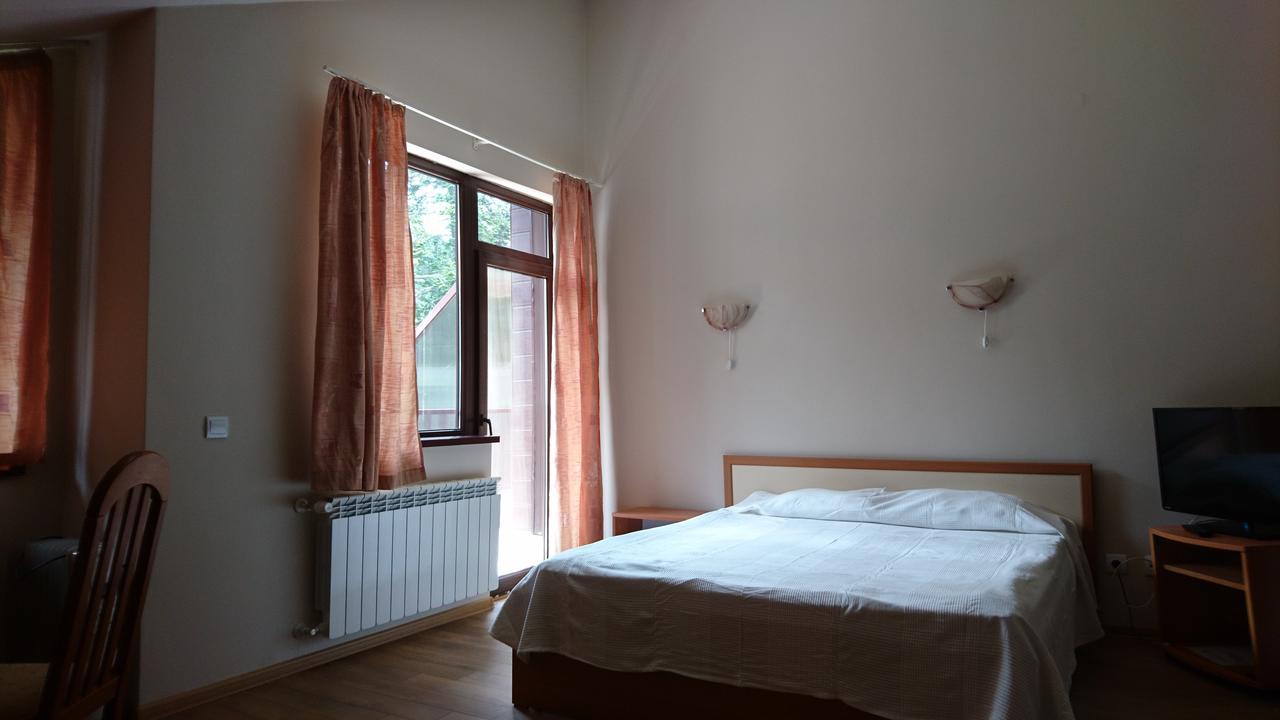 Tes Flora Borovets